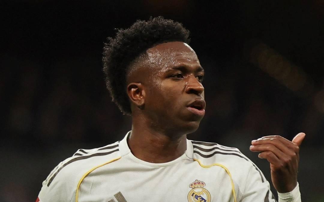 罗马诺：维尼修斯与切尔西的传闻不实