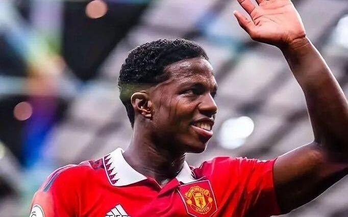 曼晚：曼联还没有决定是否让马拉西亚