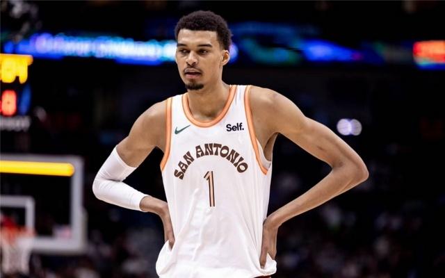 灰熊vs马刺前瞻：两队核心均出战成疑，马刺力争三杀灰熊