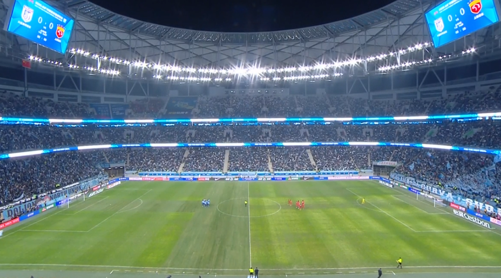 中超四冠王输球，大连英博“菜地”要