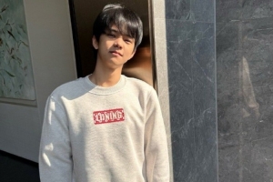 Wink发布祝福：新年快乐家人们有在好好生活