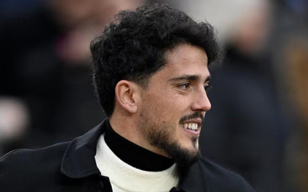 福尔纳尔斯遭队友们整蛊，要求下轮联赛中给姆巴佩颁奖