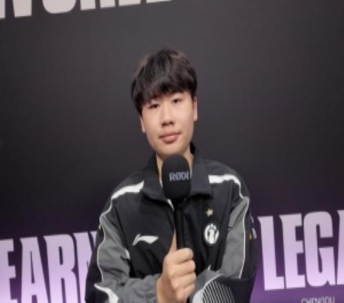 直播吧专访iG.Wei：T1是很强的队伍要拿到适合我们的阵容去对抗