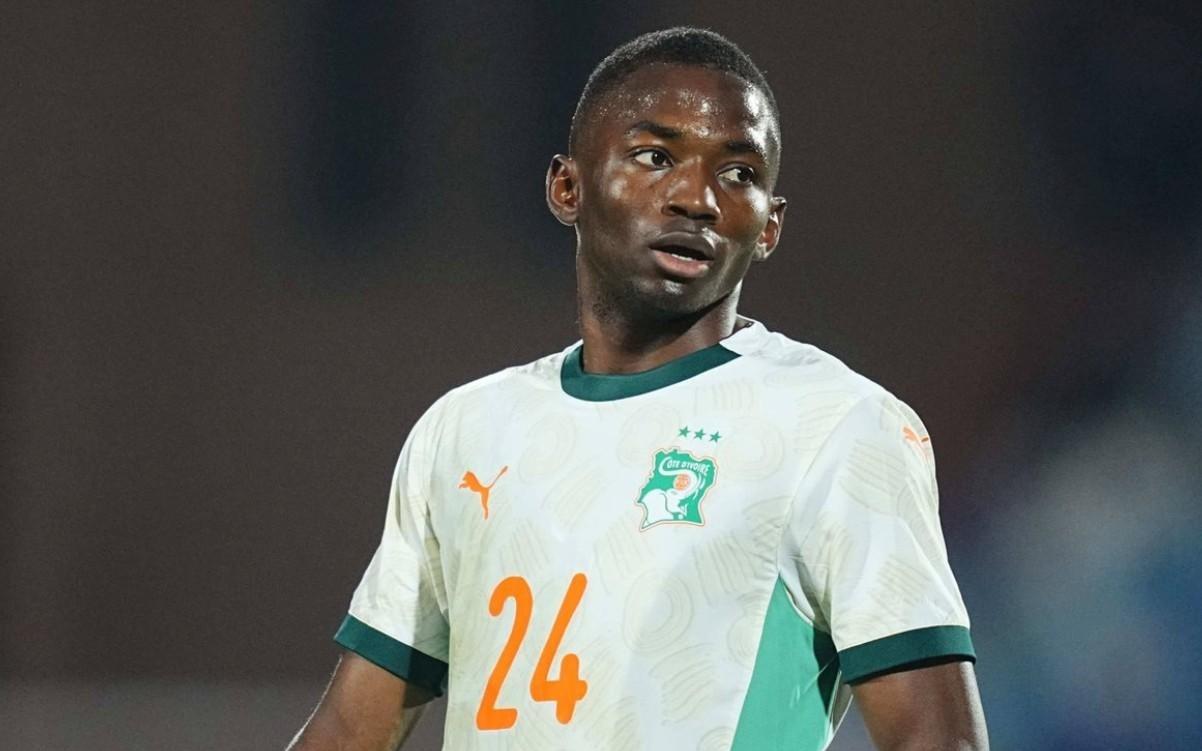 德天空：英超俱乐部有意巴祖马纳，霍芬