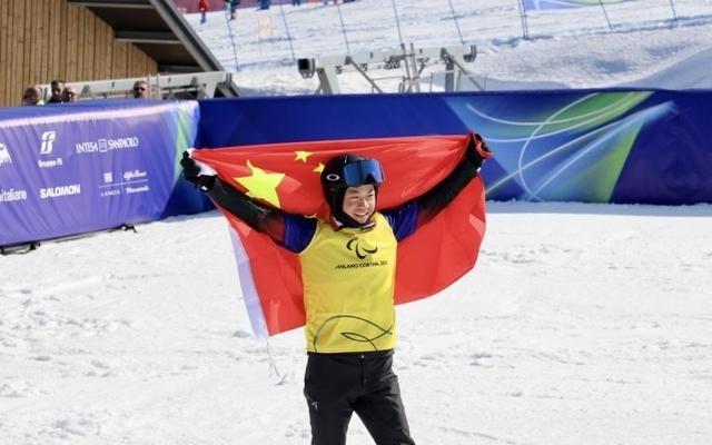 不抛弃，不放弃，中国运动员风采闪耀科尔蒂纳残奥单板滑雪公园！米兰冬残奥会特别报道