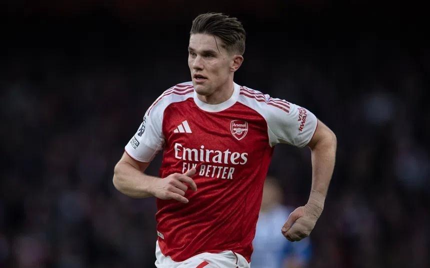 哈塞尔巴因克：枪手若让哲凯不总背身