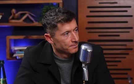 莱万：巴萨让我停止进球是真的，我犹豫过