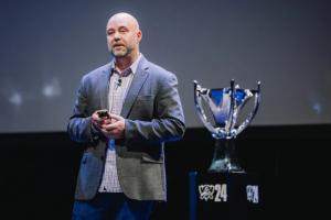 电竞负责人回应先锋赛场馆太小：这样做可以保持灵活性