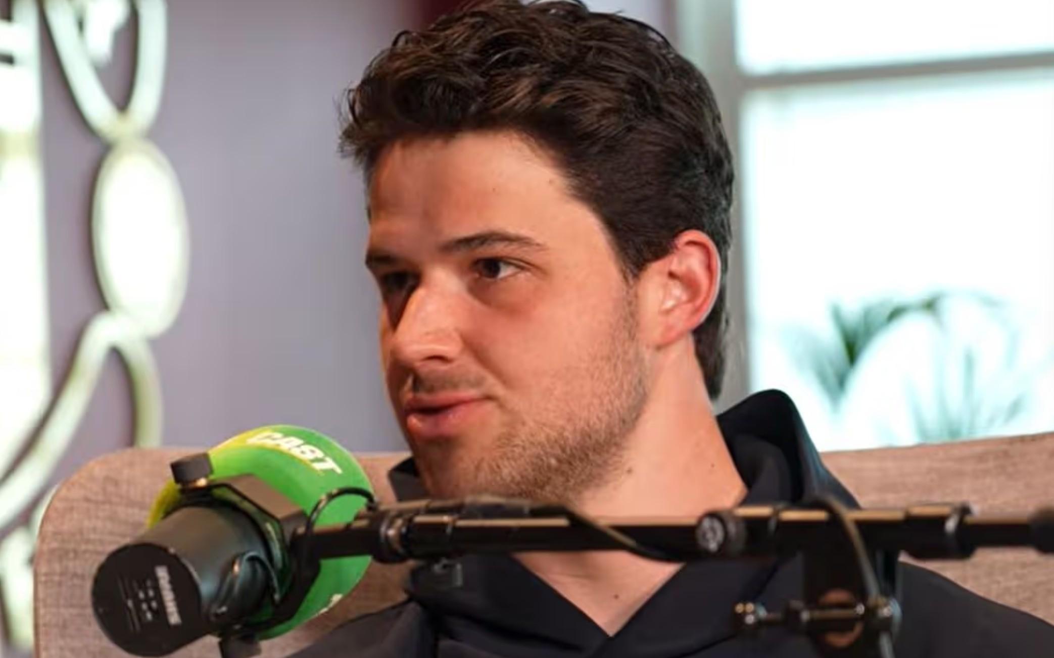 拉门斯谈希顿：他帮了我很多，让我能顺