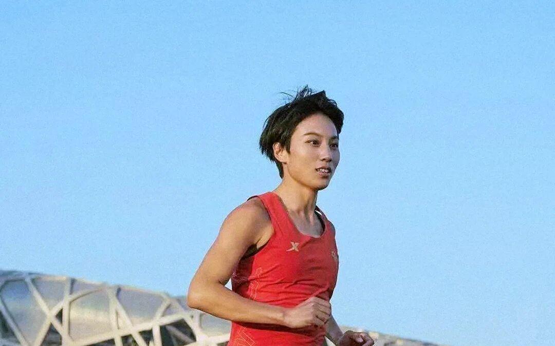 大魔王迟令杰：奔向远山