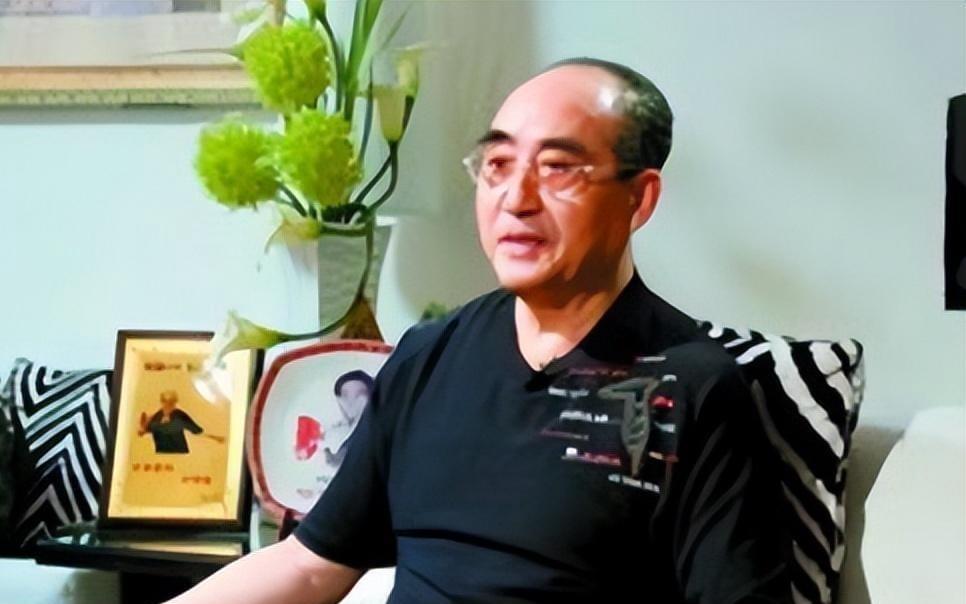 他是世界冠军，四人帮垮台后入狱4年，墓碑上一句话引人瞩目