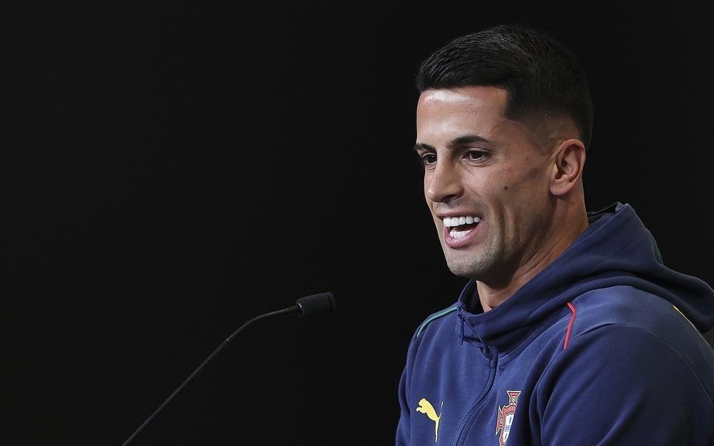 罗体：新月愿承担外租球员大部分年薪，坎塞洛面临多队竞争