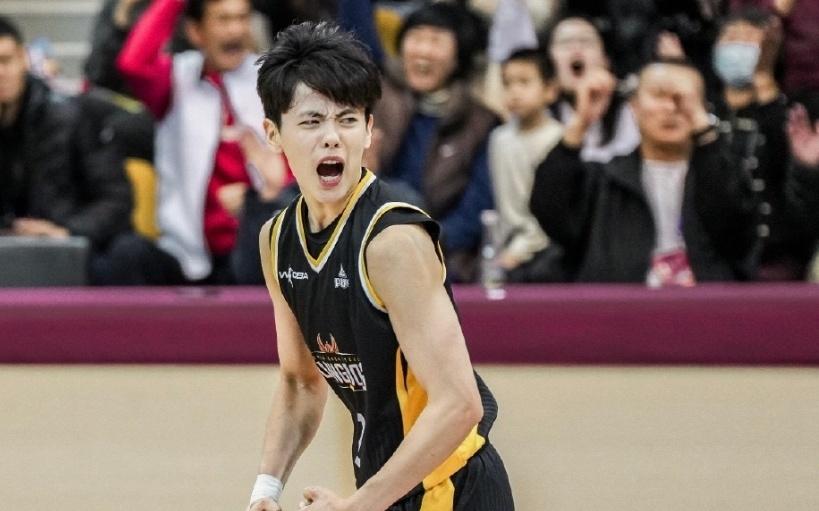 联赛第一！杨舒予14分广东女篮22分大胜湖北卫冕冠军6战全胜