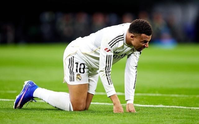 TA：姆巴佩做核磁被皇马队医拍错膝盖