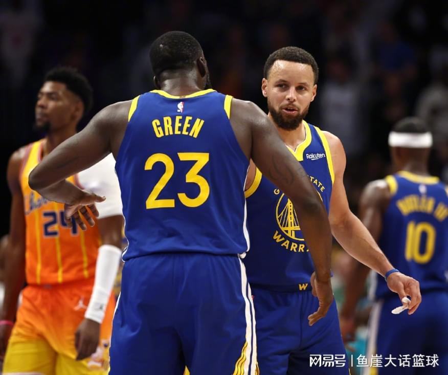勇士还存隐患，库里虚惊一场！科尔谈格林很满意，巴特勒两人该夸