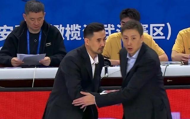 江苏双雄遭NBL双杀！记者：一些球队常年摆烂严重影响联赛形象