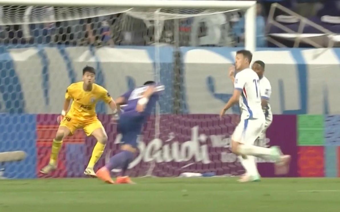 热议申花输球：尽力了但没运气，最大问题是锋线终结能力