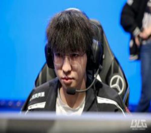 没S冠工资都这么高知情人士爆料：elk工资帽比jkl高几十万gala大概是三分之二