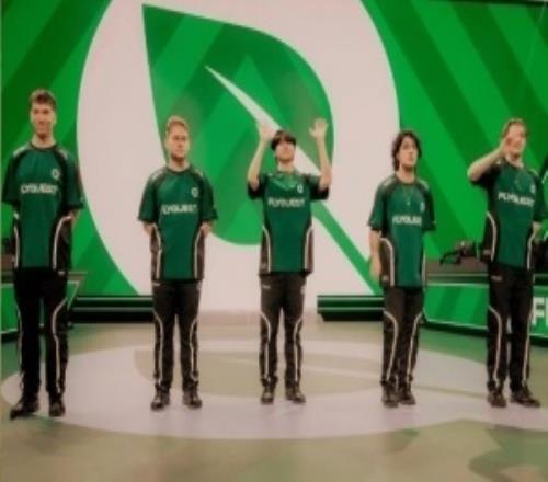 还有BO1打！FLY击败VKS跻身11组