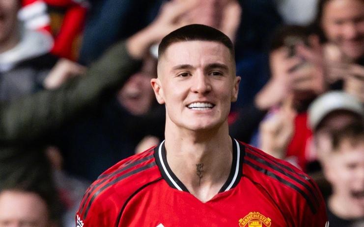 B费传射比肩两大传奇，舍什科8战7球，