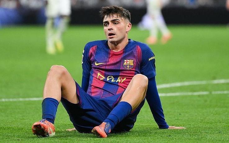 记者:佩德里将伤缺67周,无缘出战马竞&切尔西