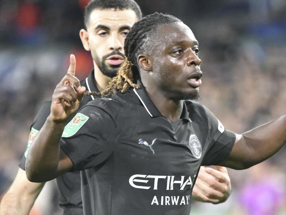 曼城31逆转斯旺西进英联杯8强！马尔穆什世界波切尔基传射+中柱