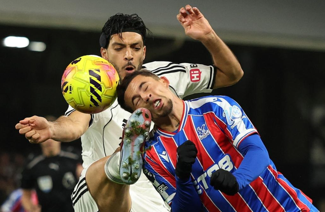 英超争四格局大乱，大黑马杀入欧冠区