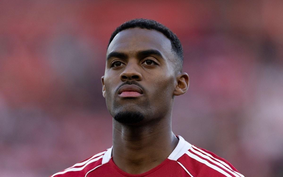 talkSPORT：利物浦准备奖励赫拉芬贝赫一份新合同