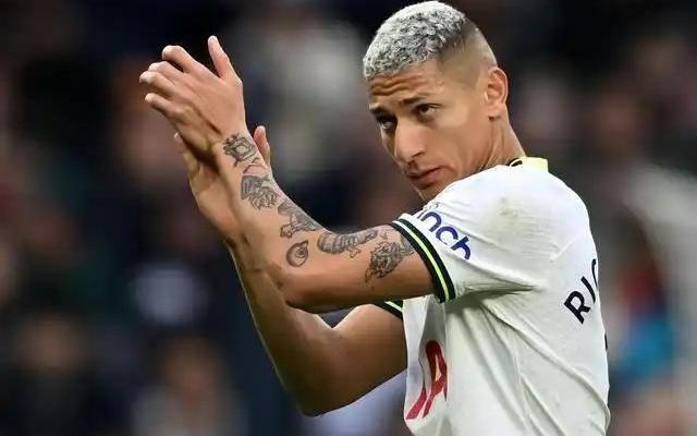 卡里尼认为，里沙利松成为领军人物，阿