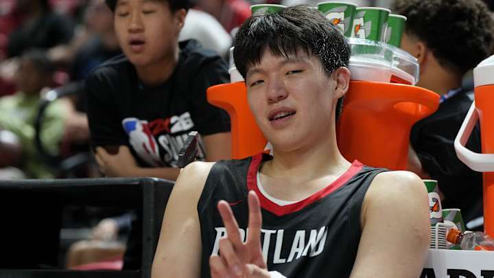 队记：杨瀚森已经赢得波特兰球迷喜爱他是开拓者潜在进攻枢纽