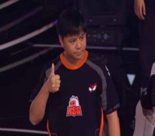 期待报饿狼之仇！EWC街霸6：小孩52击败日本选手Torimeshi晋级八强