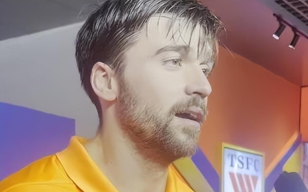 不输当年恒大!泰山已赢13场:主力光奖金就高达104万元!