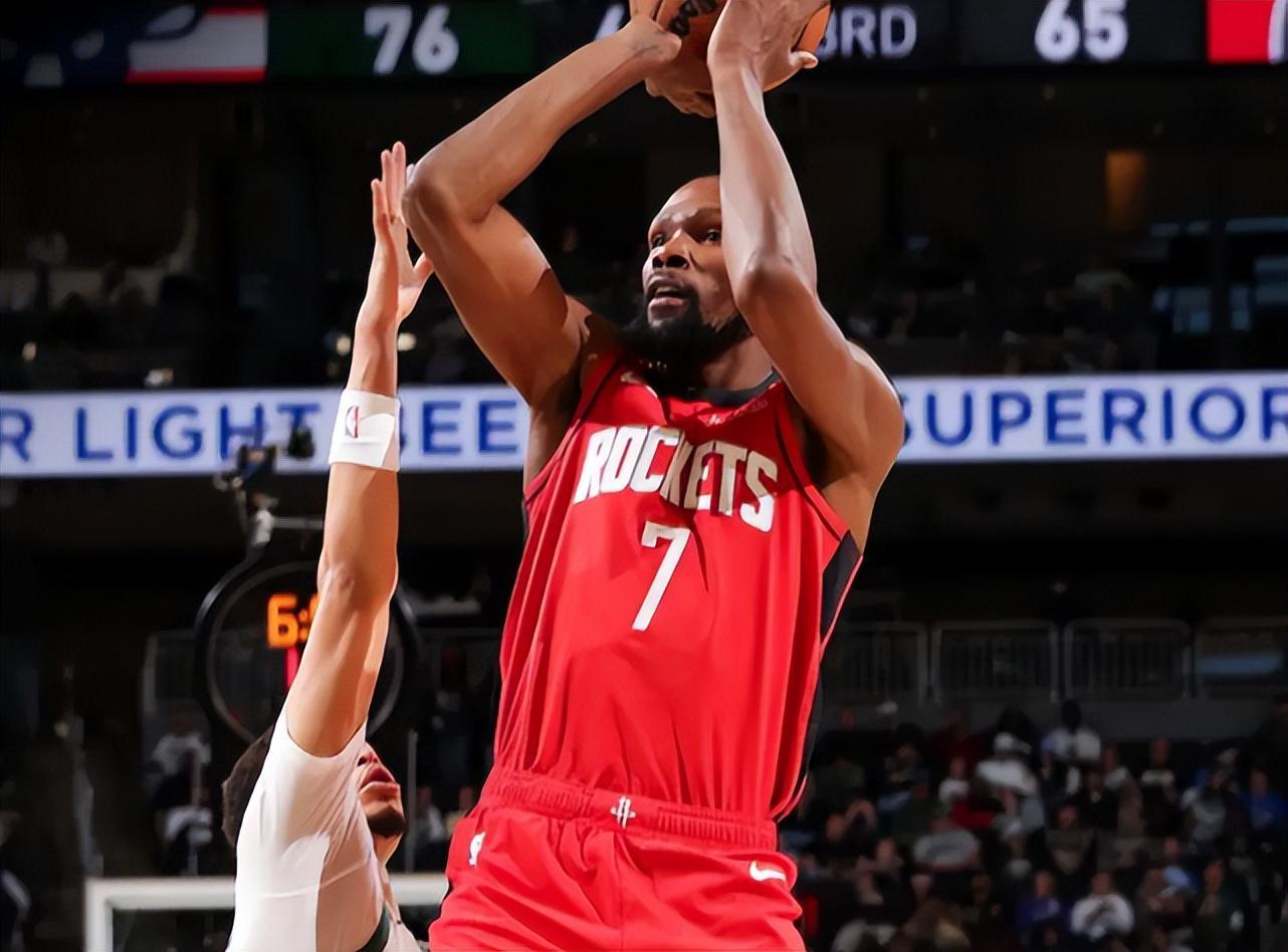 火箭大逆转！杜兰特天神下凡轰39分，申京6犯离场，戈贝尔10罚2中