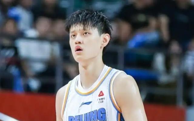 曾凡博10中2，北京首钢面对广厦四连败，请排队向篮网主帅道歉