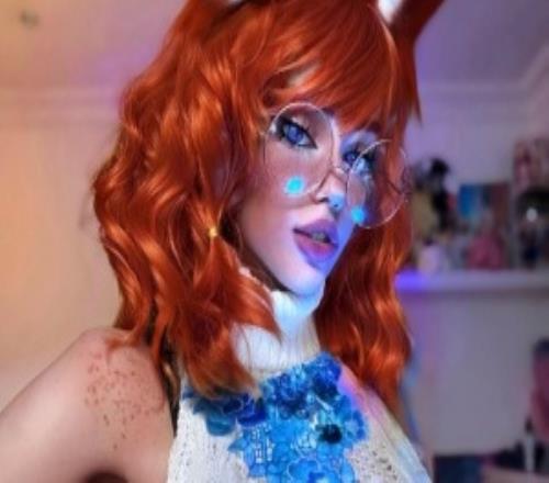 这也有角度推特COSER怒斥FLY：为什么只Ban女英雄不对劲