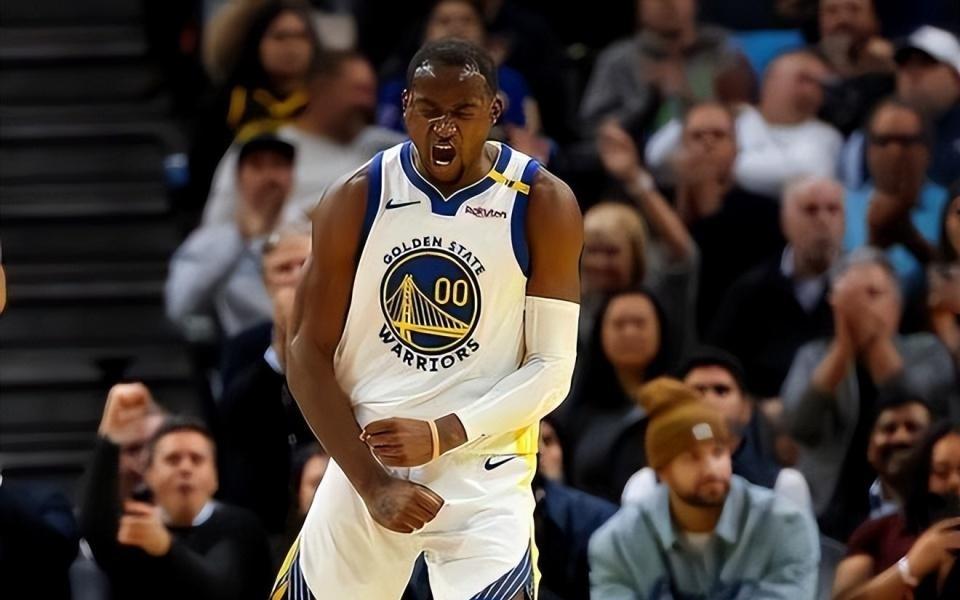 前NBA球星:很多人更换球队就能完成爆发,库明加也该离开勇士了