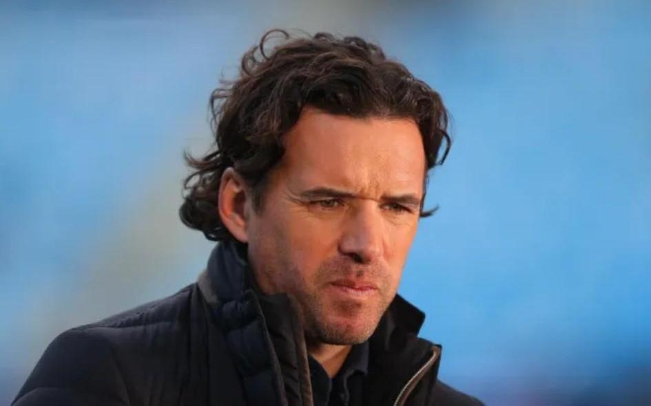 哈格里夫斯：阿森纳有可能拿四冠王埃