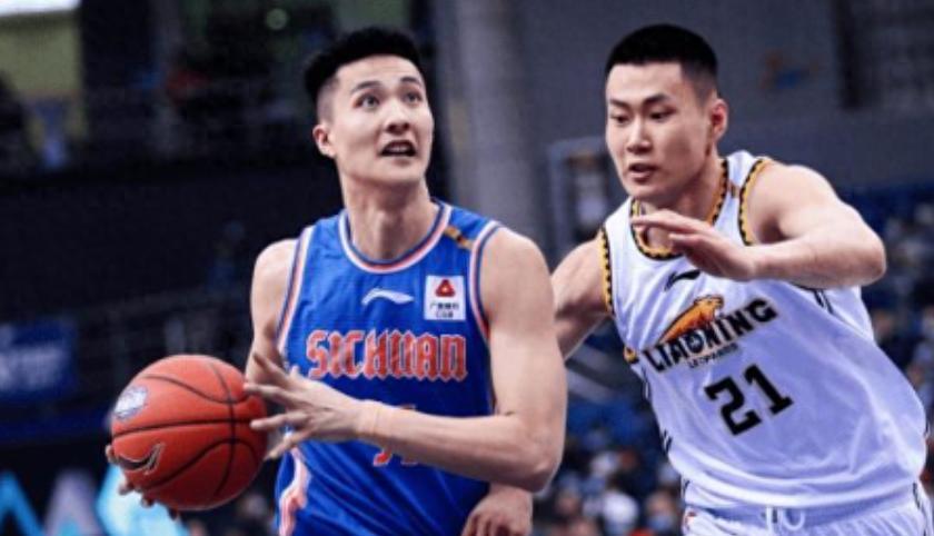 篮协深夜又追加罚单！张镇麟宿敌被禁赛1个月：CBA季中赛打不了