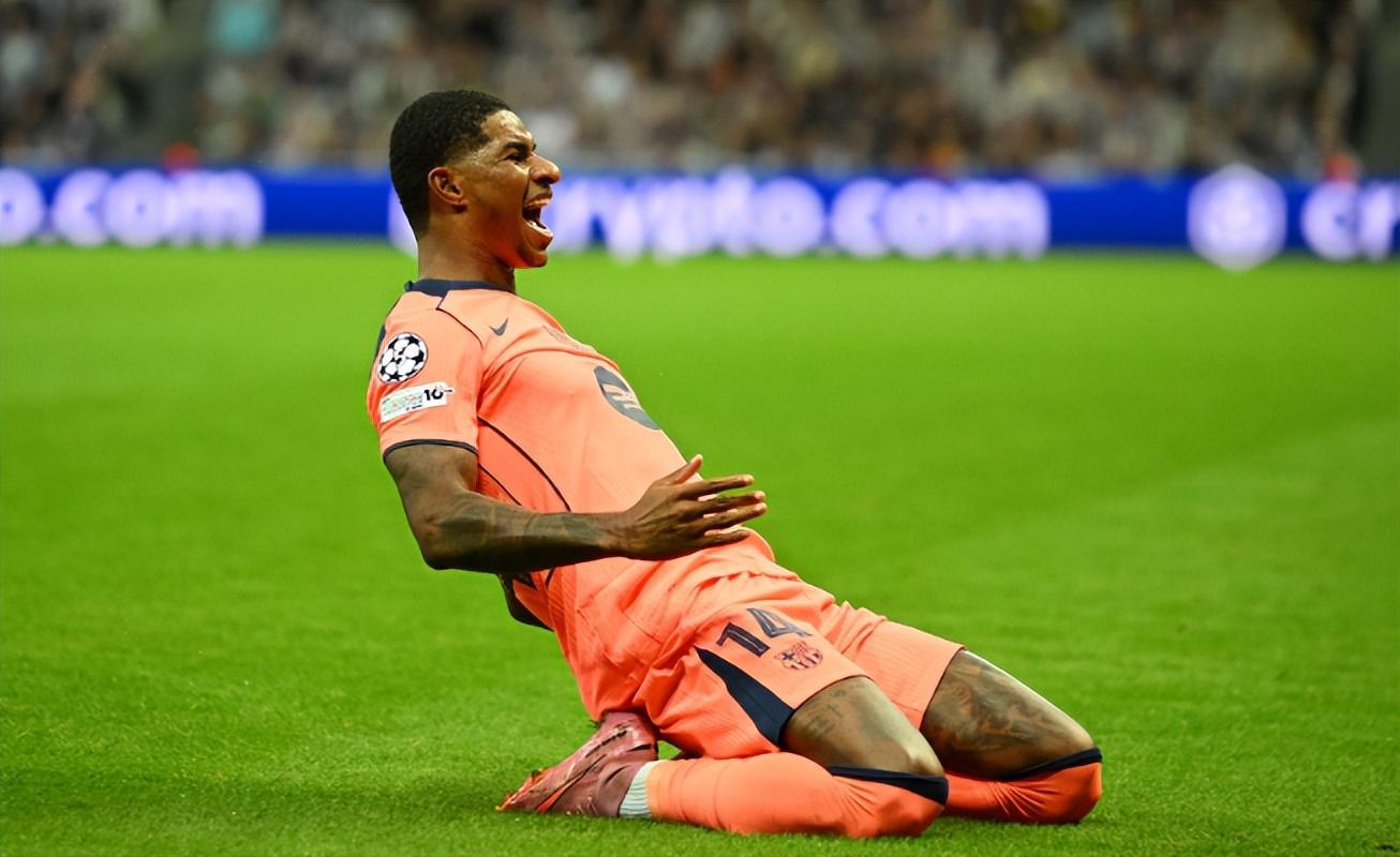 21！拉什福德世界波，9分钟梅开二度打出巅峰战，巴萨全身而退