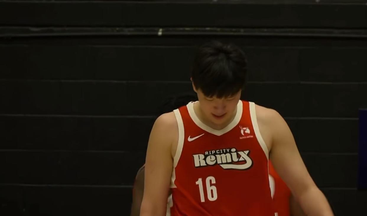 生涯最强一战！杨瀚森狂轰20+7+7，“新亚洲第一中锋”正式诞生！