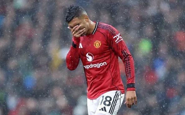 鲁尼谈卡塞米罗吃红牌：这太愚蠢了，尤其他具备丰富比赛经验