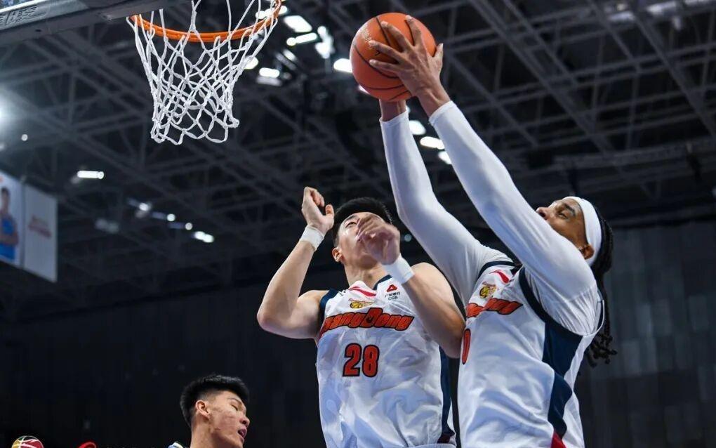 外线失守，华南虎客场不敌北京