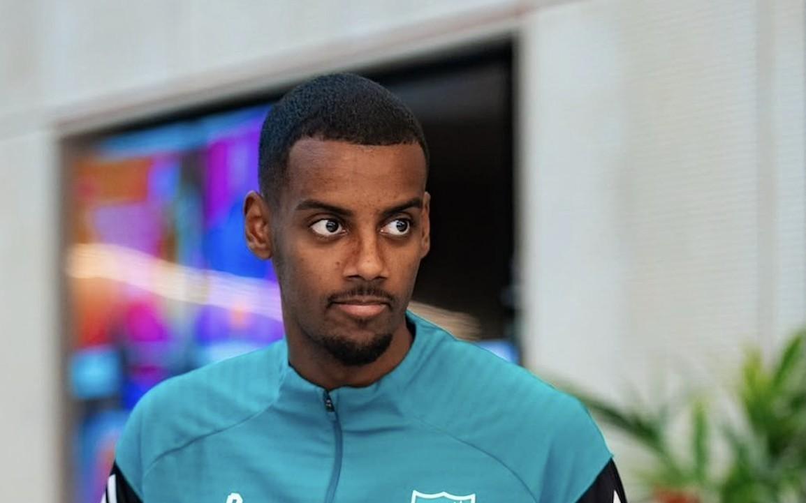 跟队记者：柯蒂斯琼斯回归利物浦合练