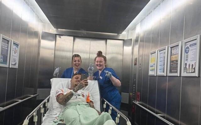 轻伤不下火线，诺阿朗两天前手指严重受伤仍入选本期荷兰队