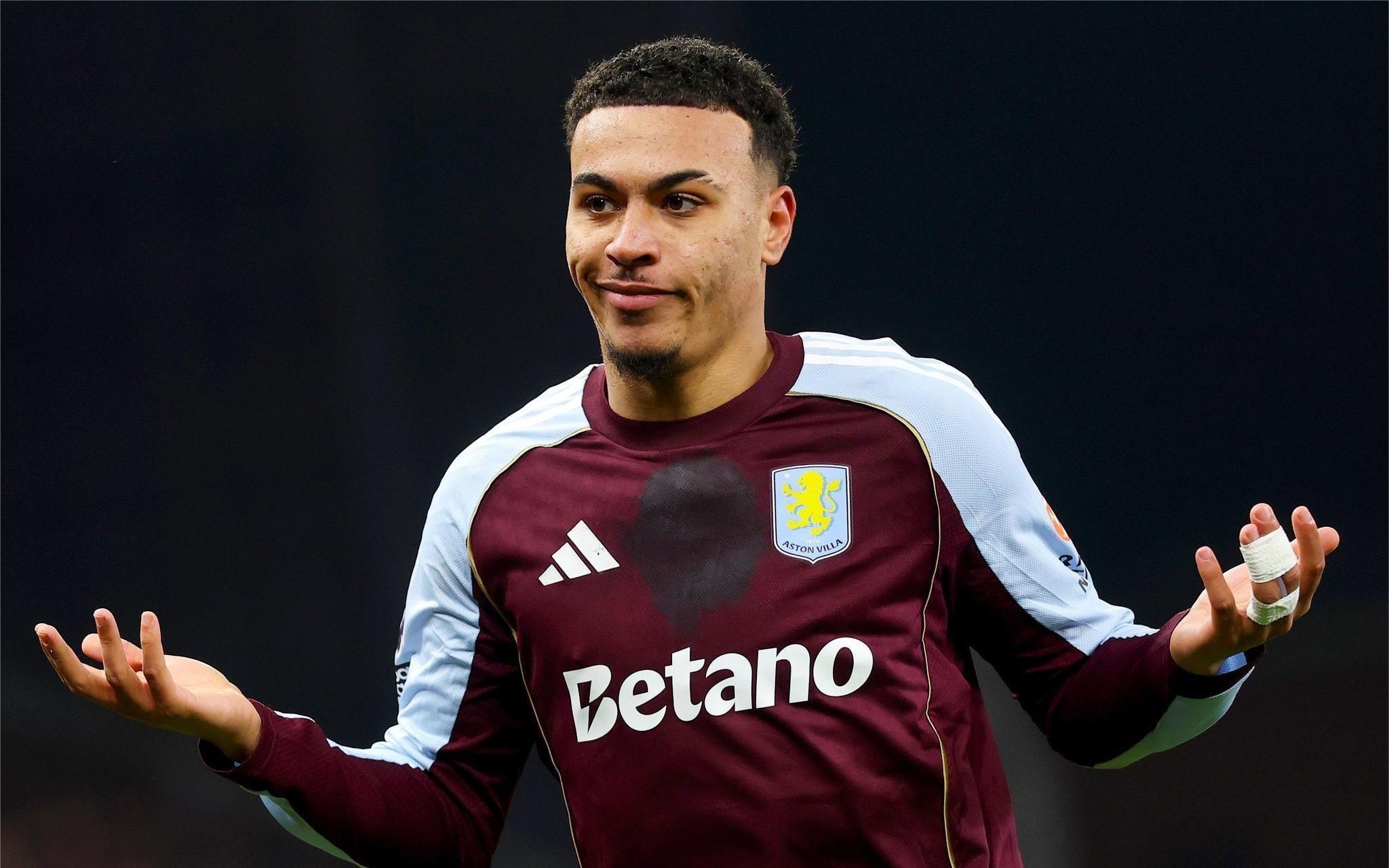 战曼联梅开二度，官方：摩根罗杰斯当选