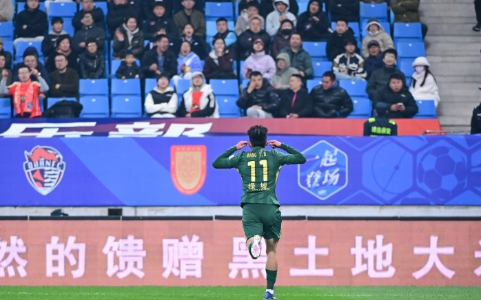 拒采访后又惹争议王钰栋社媒连续硬