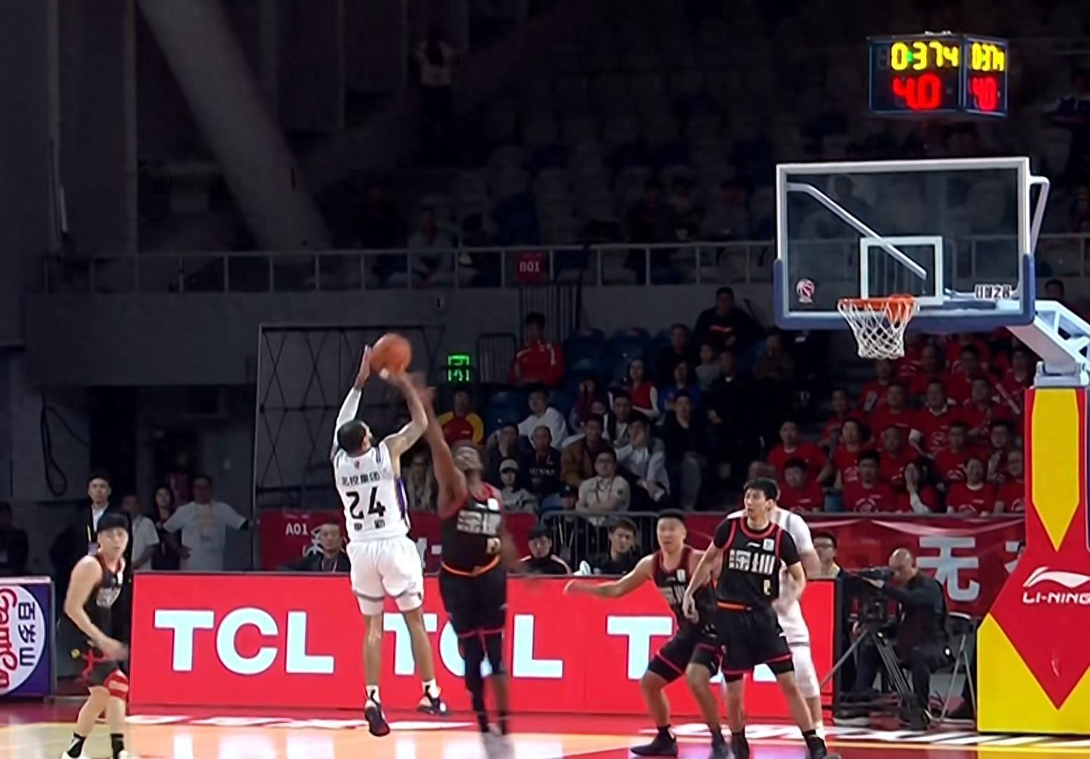 CBA排名一夜大变！倒数球队升前6，广东被反超夹击，辽宁队最煎熬