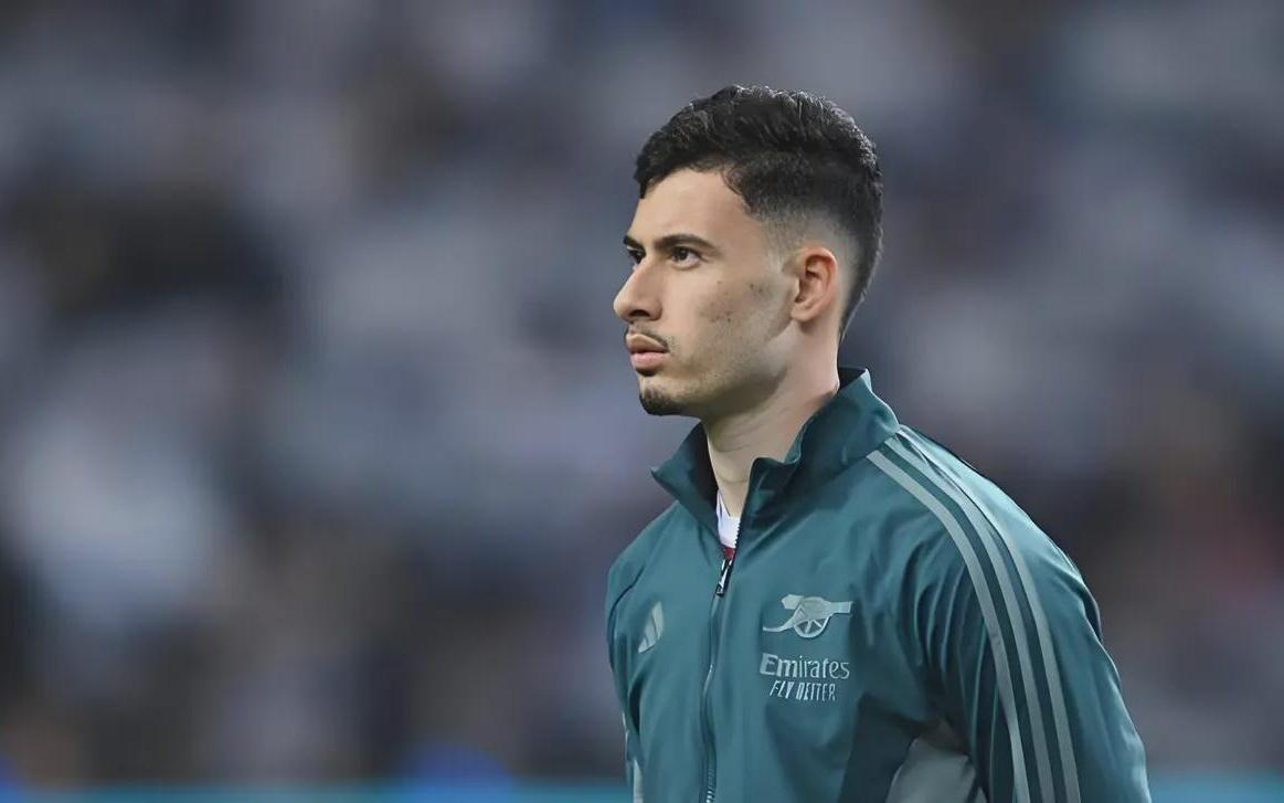 狂轰15脚仅换1分！阿森纳连平遭万条