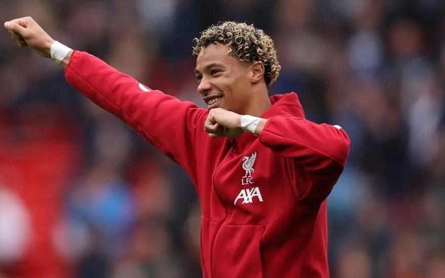 德甲英超无缝衔接，埃基蒂克给斯洛特的锋线搭配带来更多选择