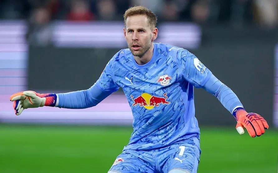 图片报：莱比锡想续约35岁门将古拉西奇，球员合同明夏到期